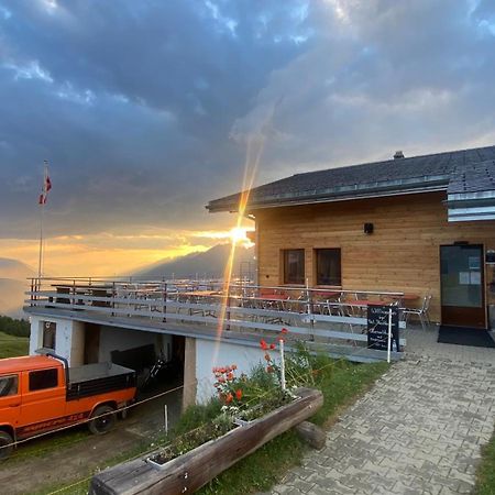 Restaurant Fleschboden Hostel Rosswald Екстериор снимка