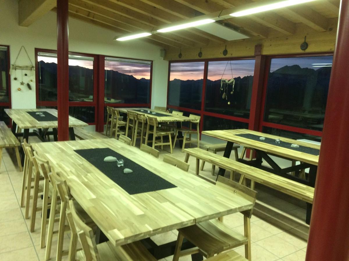 Restaurant Fleschboden Hostel Rosswald Екстериор снимка